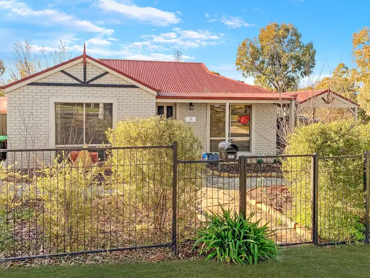 15 Bank Street, Kangaroo Flat VIC 3555