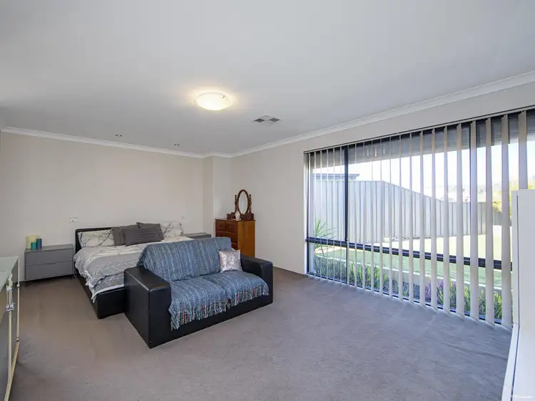 Fourth view of Homely house listing, 4 Avalon Lane, Wattle Grove WA 6107