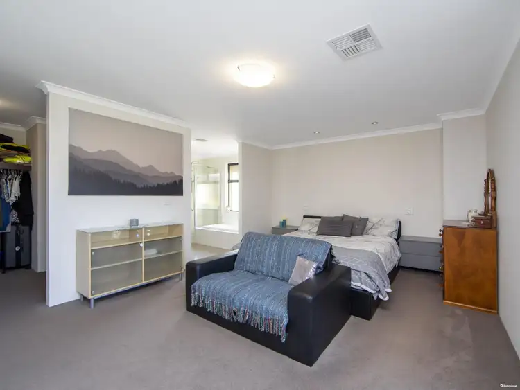 Fifth view of Homely house listing, 4 Avalon Lane, Wattle Grove WA 6107