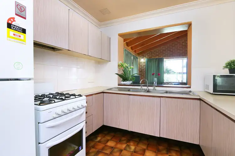 Fifth view of Homely house listing, 10 Kelton Way, Thornlie WA 6108