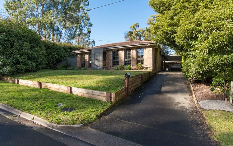 1 East Avenue, Mount Evelyn VIC 3796