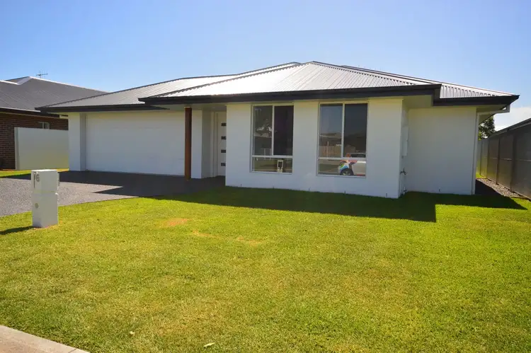 76 Lazzarini Drive