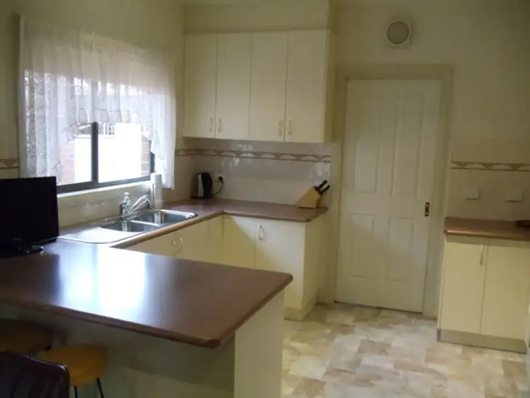 Sixth view of Homely house listing, 1/337 Beveridge Street, Swan Hill VIC 3585