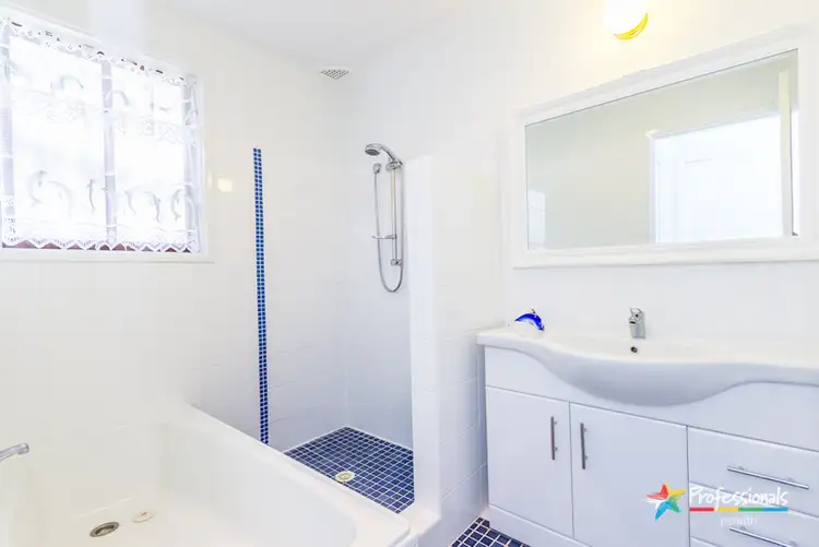 Sixth view of Homely house listing, 8 Elk  Place, Cranebrook NSW 2749