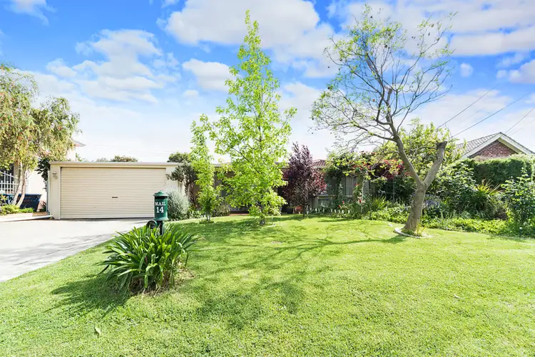 14 Chapel Road, Para Vista SA 5093
