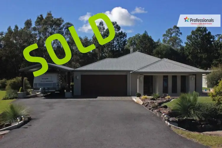 16 Whispering Pines Place, Gulmarrad NSW 2463