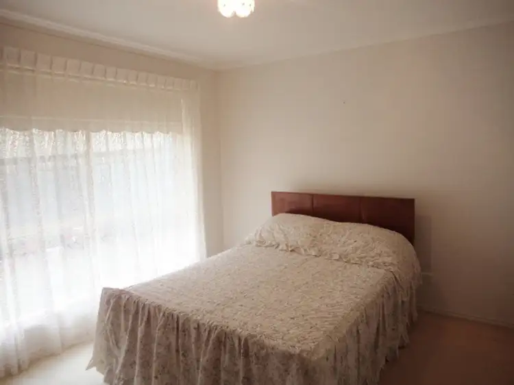 Fifth view of Homely townhouse listing, 4/141 Stradbroke Avenue, Swan Hill VIC 3585