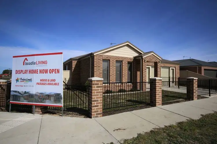 1 Chifley Drive, Delacombe VIC 3356