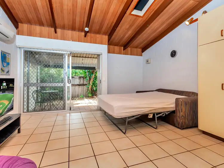 4/31 Miles Street, Manoora QLD 4870