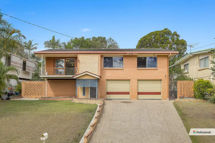 35 Redgrave Street, Stafford Heights QLD 4053