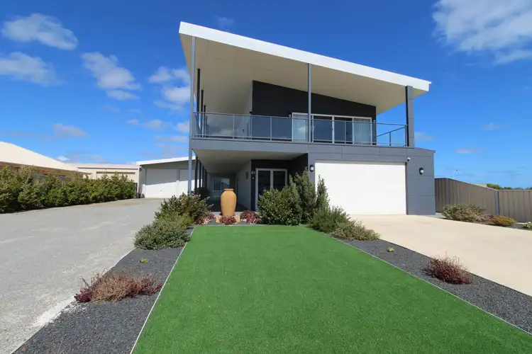 21 Eucalypt Way, Jurien Bay WA 6516