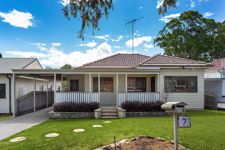 7 Wall Avenue, Panania NSW 2213