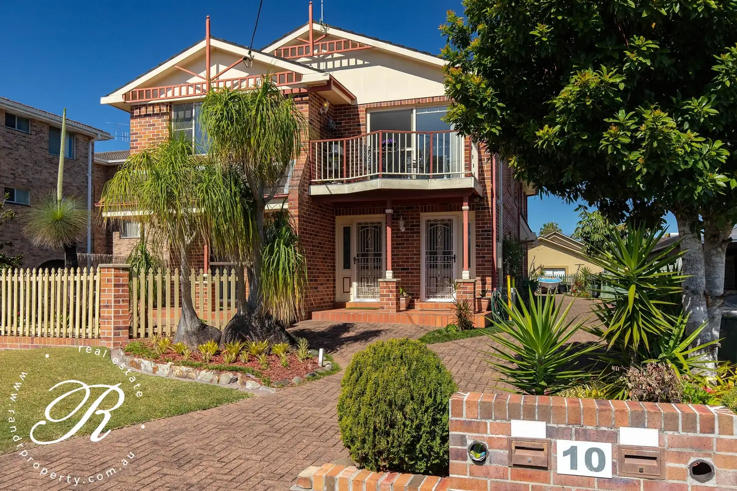 Main view of Homely townhouse listing, 2/10 Baird Street, Tuncurry NSW 2428