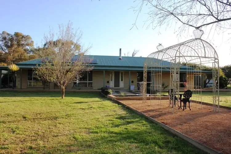 1822 Boothroyds Road, Numurkah VIC 3636