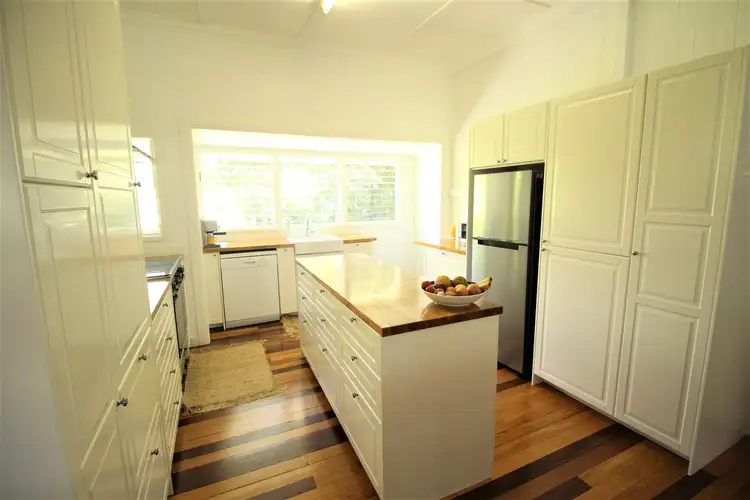 Sixth view of Homely house listing, 2 Kim Crescent, Macleay Island QLD 4184