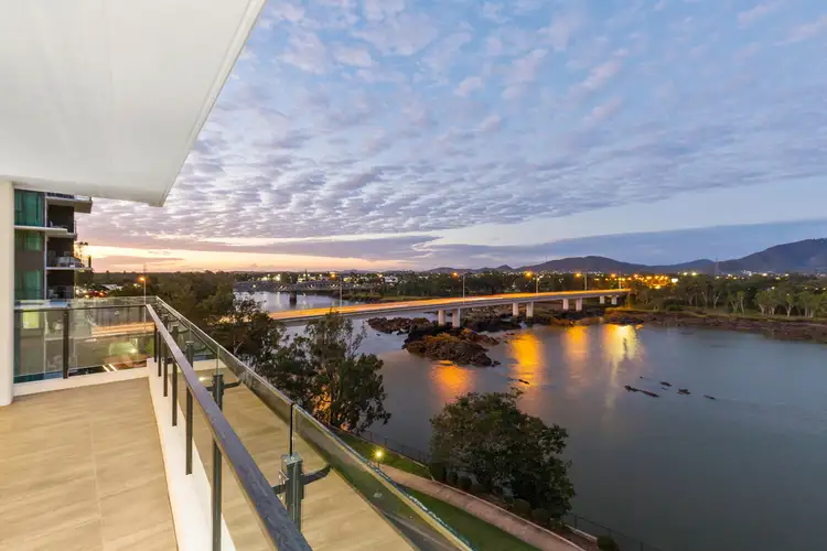 701/50-58 Victoria Parade, Rockhampton City QLD 4700