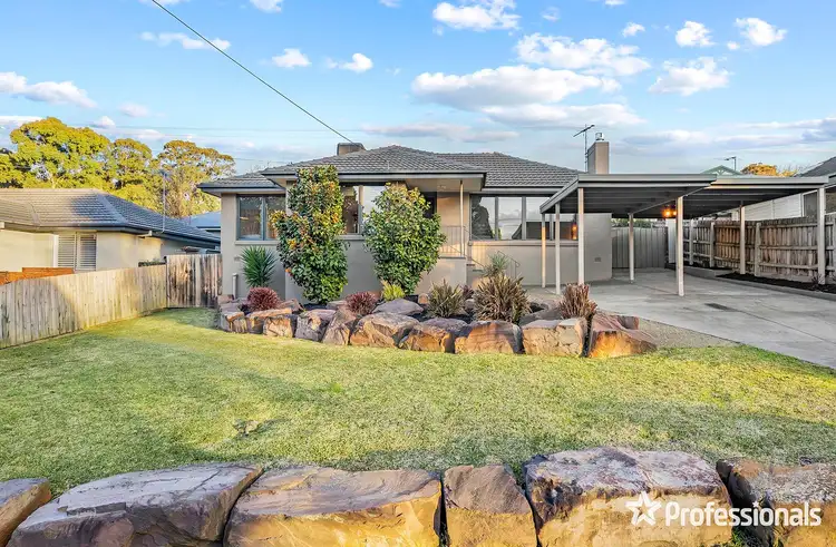 13 Glen Dhu Road, Kilsyth VIC 3137