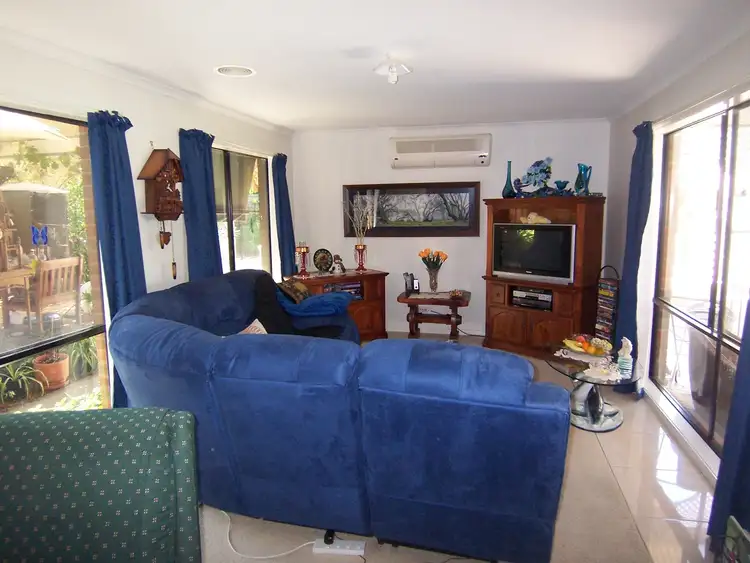 Seventh view of Homely house listing, 35 Brentwood Boulevard, Strathfieldsaye VIC 3551