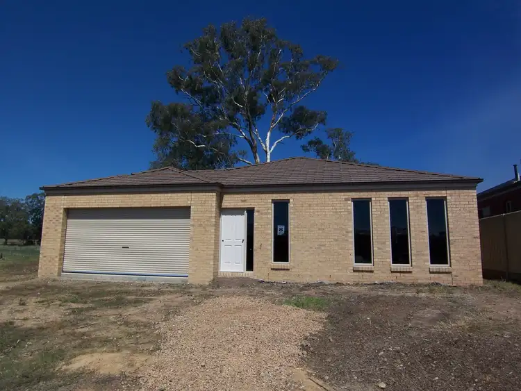 Main view of Homely house listing, 8 Gordon Court, Strathfieldsaye VIC 3551