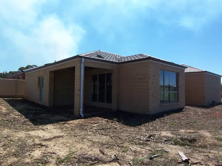 Fourth view of Homely house listing, 8 Gordon Court, Strathfieldsaye VIC 3551