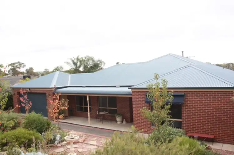 Main view of Homely house listing, 14 Forest Heights Drive, Kangaroo Flat VIC 3555