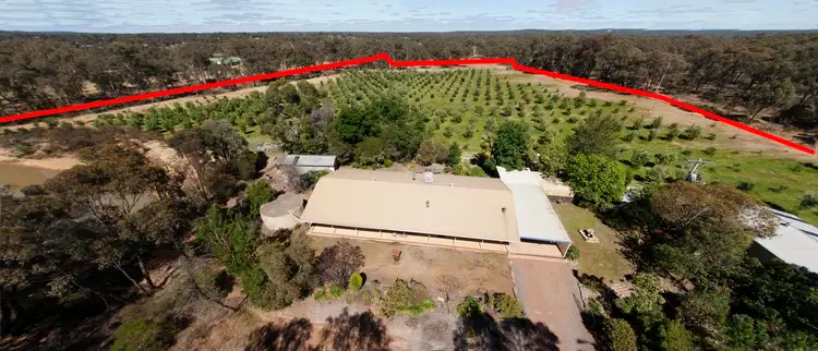 6 Midson Street, Maiden Gully VIC 3551