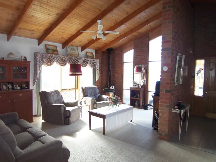 Second view of Homely house listing, 19 Rosella Avenue, Strathfieldsaye VIC 3551