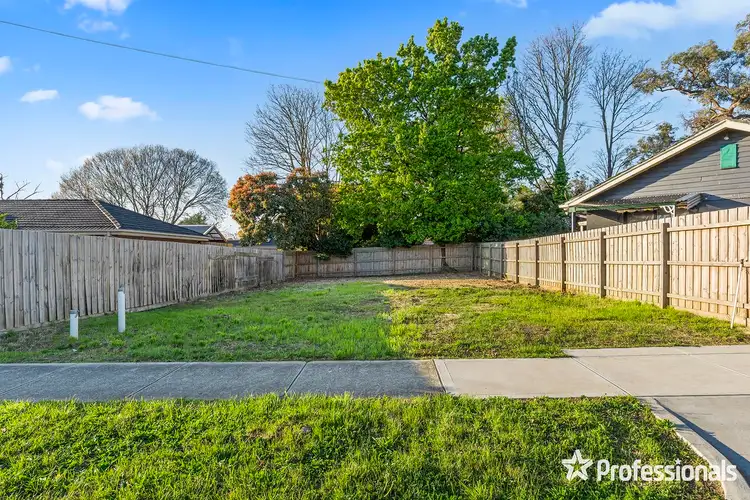 37 Geoffrey Drive, Kilsyth VIC 3137