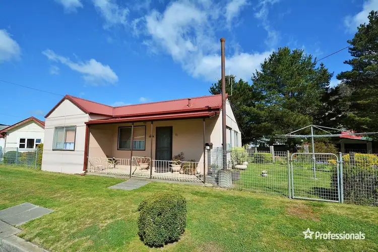 2B Coalbrook Street, Lithgow NSW 2790