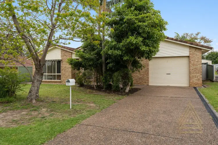 84 Hollingsworth Crescent