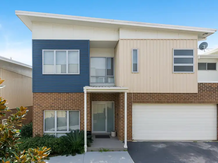 Main view of Homely townhouse listing, 2/12 Russell Street, Balgownie NSW 2519