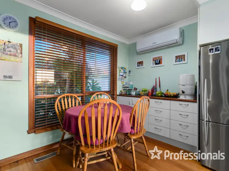 Fifth view of Homely house listing, 9 Paris Avenue, Croydon South VIC 3136