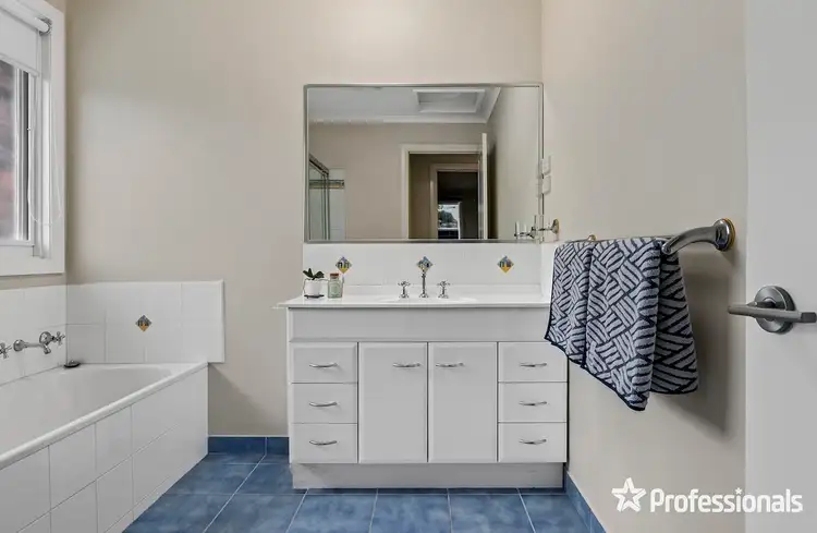 Sixth view of Homely house listing, 2 Berkley Place, Chirnside Park VIC 3116