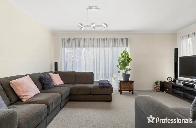 Second view of Homely house listing, 27 Cheriton Drive, Mooroolbark VIC 3138