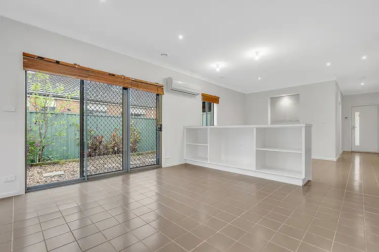 Fifth view of Homely house listing, 29 Swinburne Close, Craigieburn VIC 3064