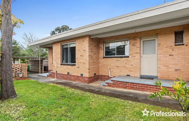 1/10 Palm Grove, Kilsyth VIC 3137