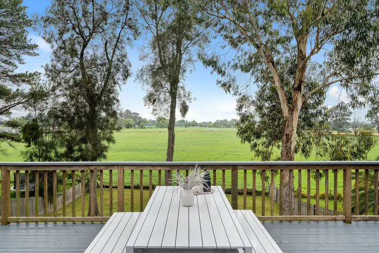 48 Wondalga Crescent, Nowra NSW 2541