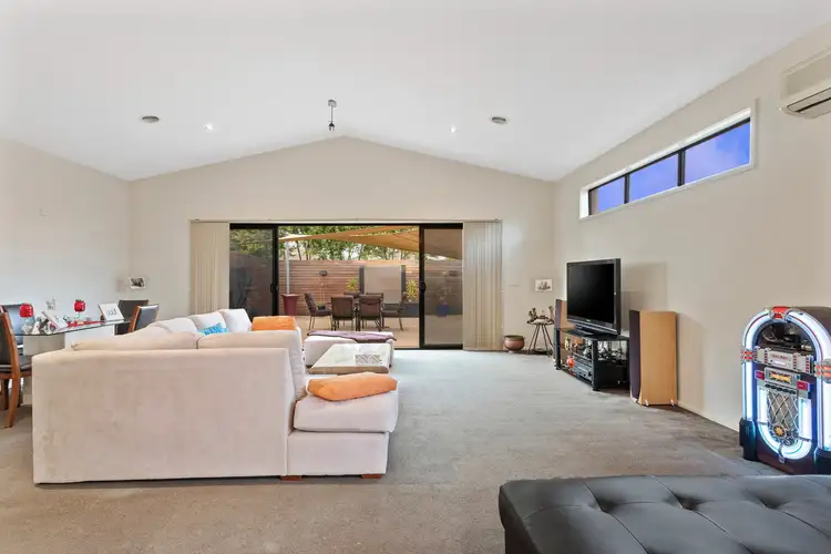 Fifth view of Homely house listing, 2/18 Jade Way, Hillside VIC 3037