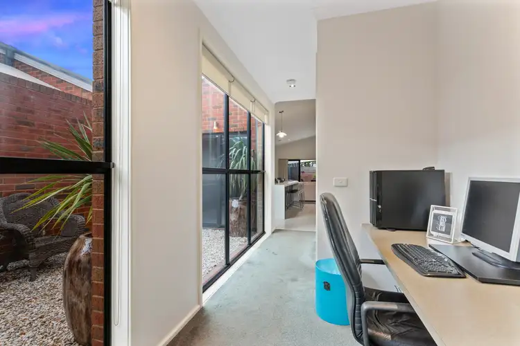 Sixth view of Homely house listing, 2/18 Jade Way, Hillside VIC 3037