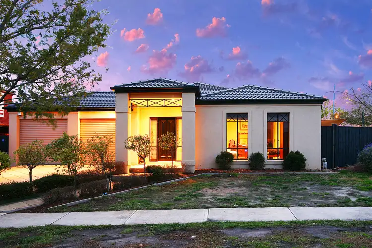 15 Church Avenue, Taylors Hill VIC 3037