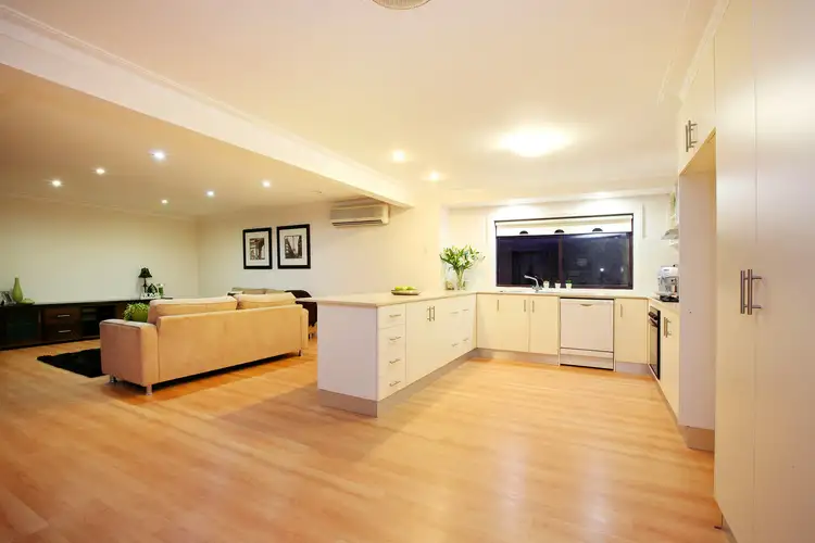 Second view of Homely house listing, 29 Wellesley Drive, Taylors Lakes VIC 3038