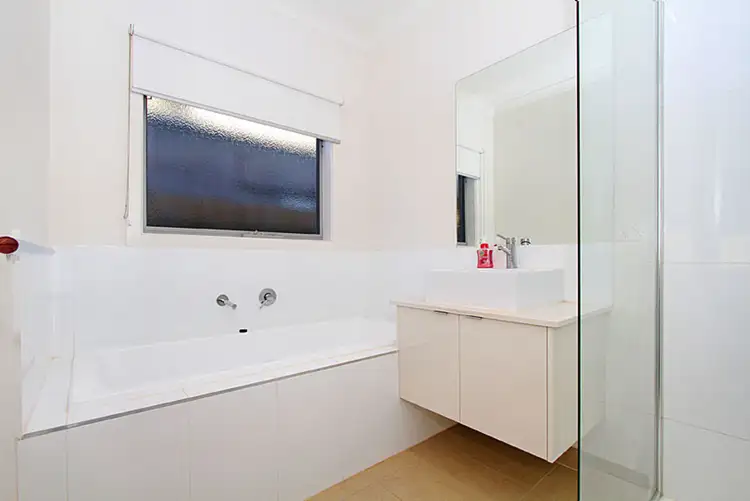 Fifth view of Homely house listing, 4/10 Tekapo Crescent, Taylors Lakes VIC 3038