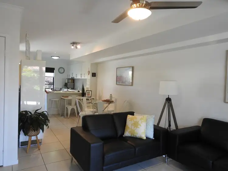 Sixth view of Homely unit listing, 4/7 Bilgola Place, Blacks Beach QLD 4740