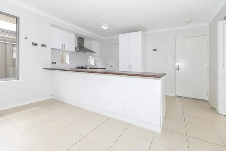 Seventh view of Homely house listing, 2 Russet Way, Baldivis WA 6171
