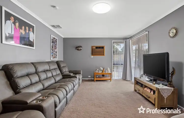 Fourth view of Homely house listing, 19 Fintona Court, Coldstream VIC 3770