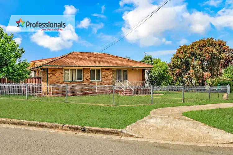 1 Cypress Road, North St Marys NSW 2760