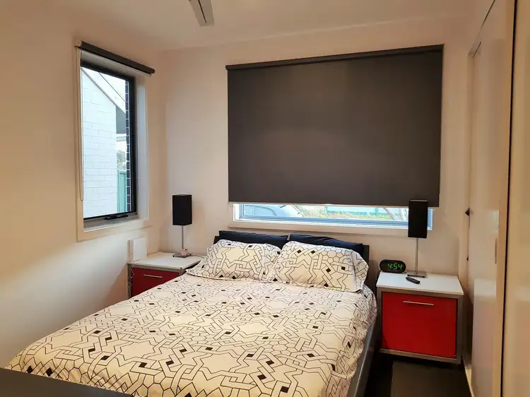 Second view of Homely house listing, 4 Hawthorn Lane, Craigieburn VIC 3064