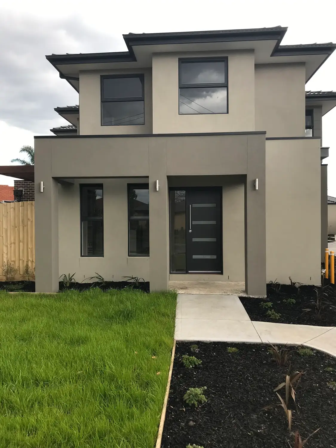Main view of Homely townhouse listing, 1/53 Goodwood Drive, Springvale VIC 3171