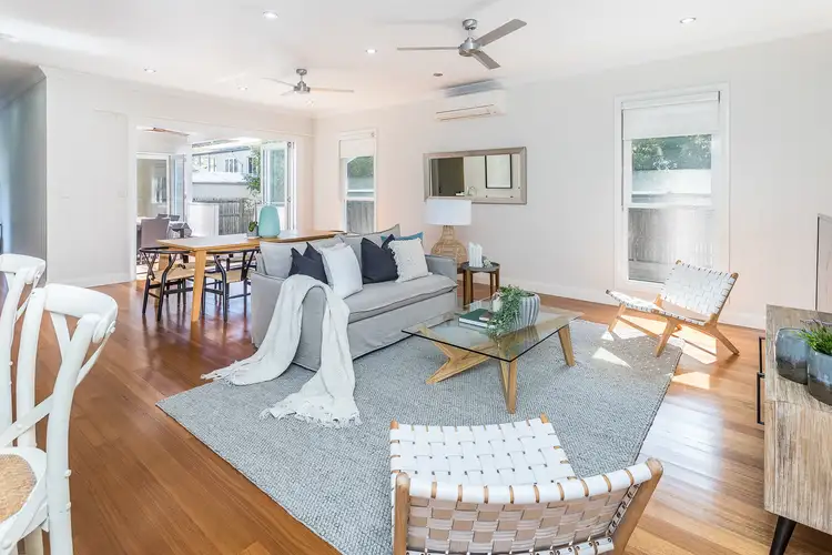 34 Raymond Street, Shorncliffe QLD 4017