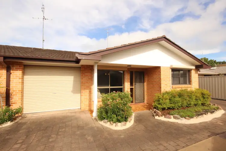 4/12 Cross Street, Forster NSW 2428